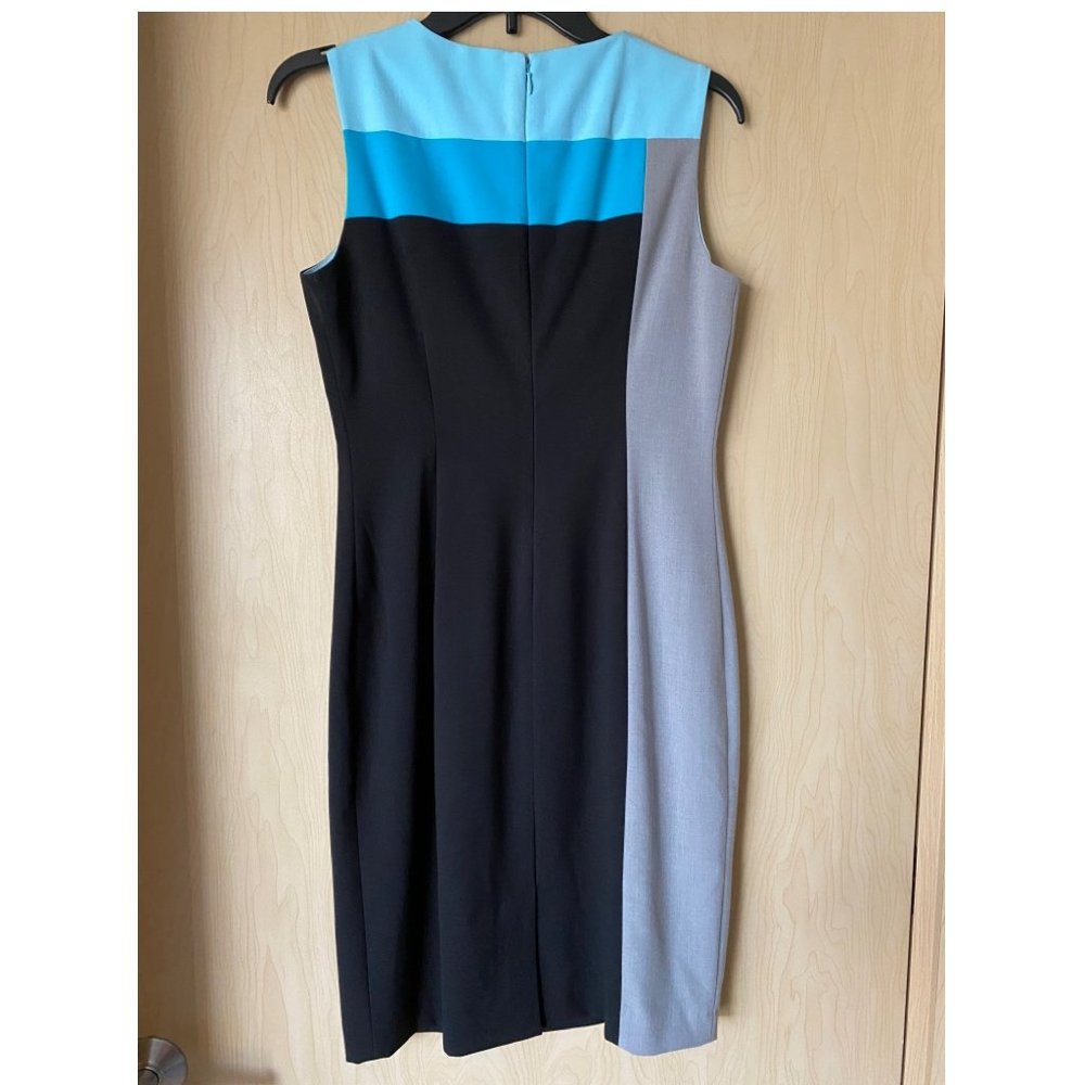 Calvin Klein Colorblock Sheath Dress (size 4) - Picture 2 of 2